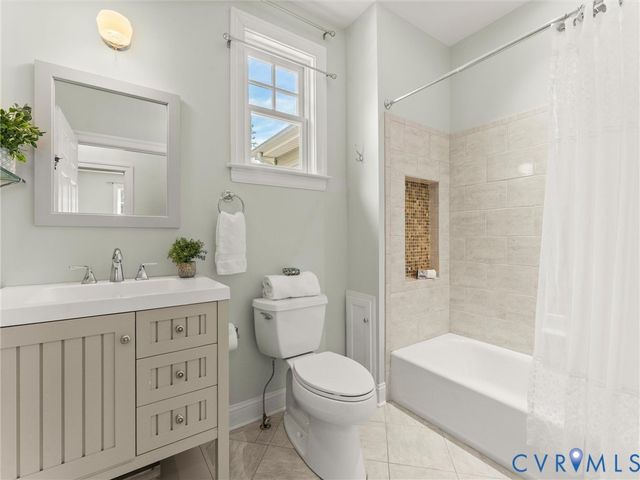 8151 Hidden Valley Ct, Amelia, VA 23002
