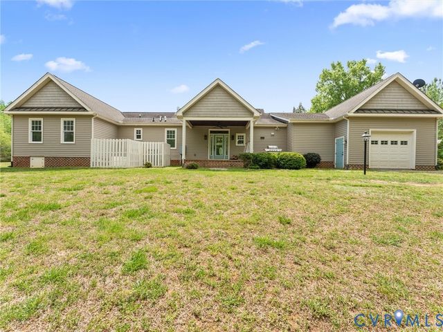 8151 Hidden Valley Ct, Amelia, VA 23002