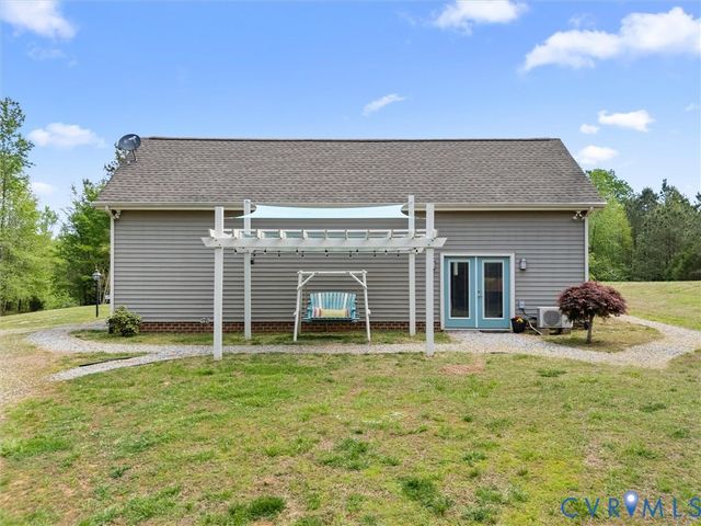 8151 Hidden Valley Ct, Amelia, VA 23002