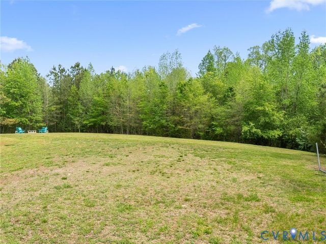 8151 Hidden Valley Ct, Amelia, VA 23002
