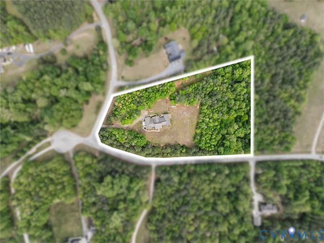 8151 Hidden Valley Ct, Amelia, VA 23002