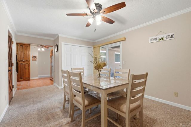 975 Salem Drive, Hanford, CA 93230