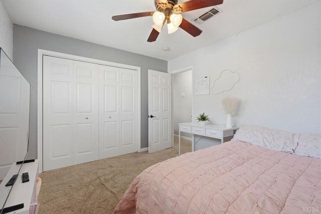 975 Salem Drive, Hanford, CA 93230