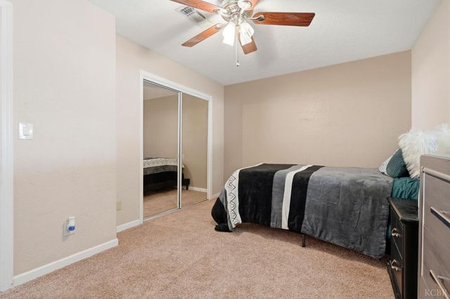 975 Salem Drive, Hanford, CA 93230