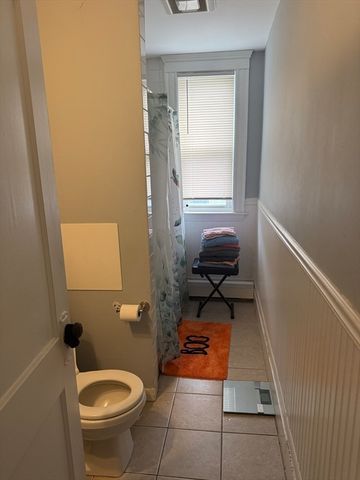 60-62 Warren Ave 2, Milton, MA 02186