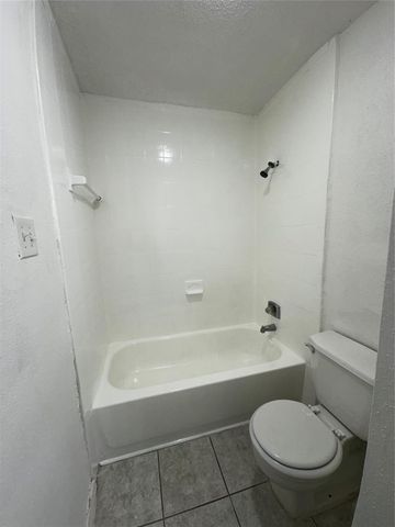 10047 Westpark Drive 73, Houston, TX 77042