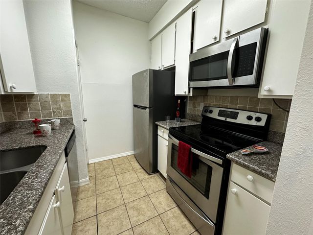 10047 Westpark Drive 73, Houston, TX 77042