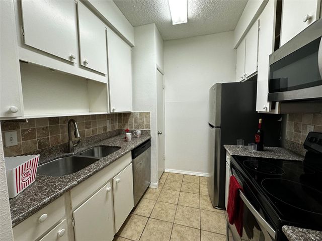 10047 Westpark Drive 73, Houston, TX 77042