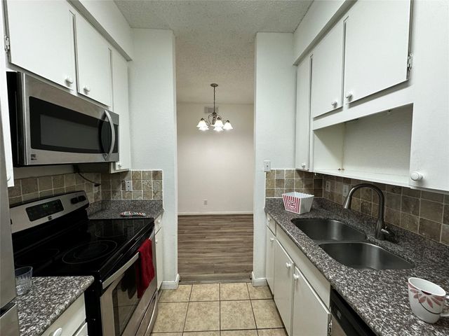 10047 Westpark Drive 73, Houston, TX 77042