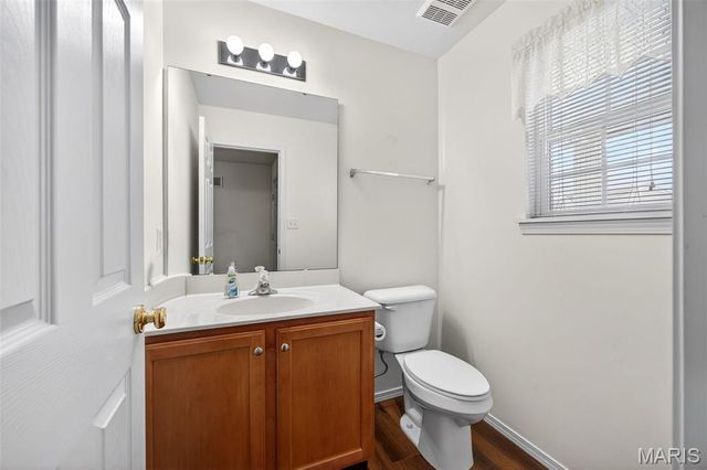 149 Bayhill Village Drive, O'fallon, MO 63368