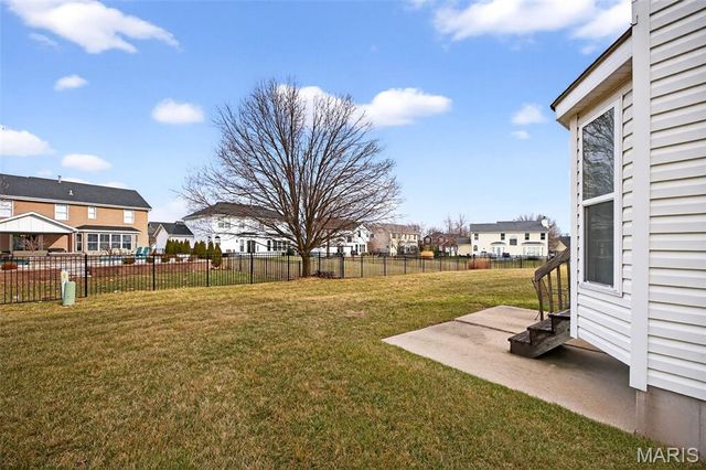 149 Bayhill Village Drive, O'fallon, MO 63368