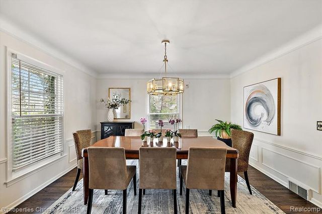 234 Lincoln Road, Grosse Pointe, MI 48230