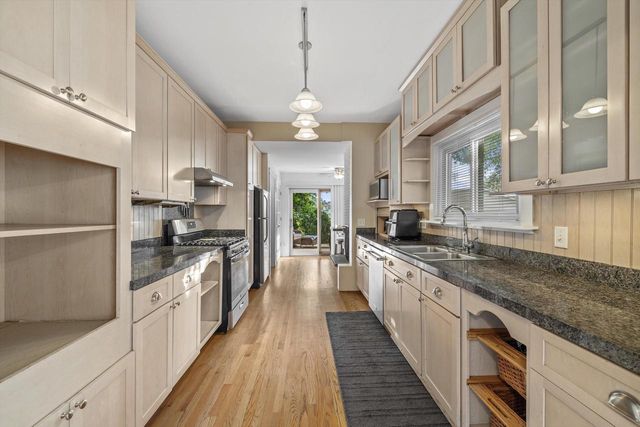 2516 71st STREET, Kenosha, WI 53143