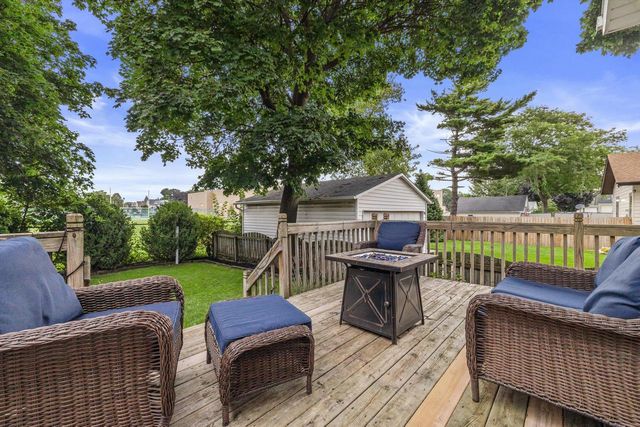 2516 71st STREET, Kenosha, WI 53143