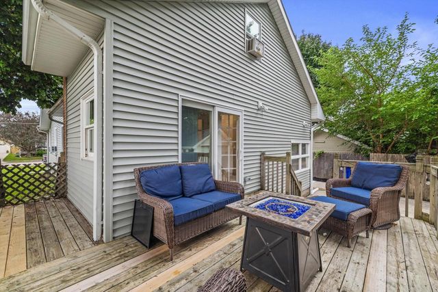 2516 71st STREET, Kenosha, WI 53143