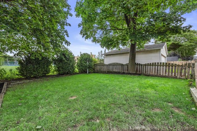 2516 71st STREET, Kenosha, WI 53143