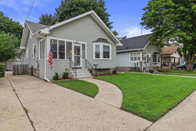 2516 71st STREET, Kenosha, WI 53143