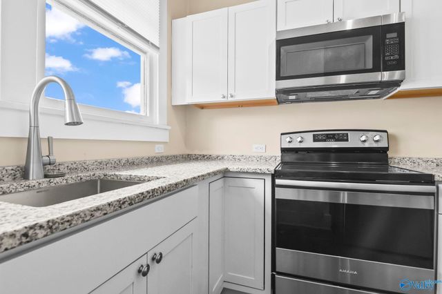 207 Lincoln Street E, Huntsville, AL 35801