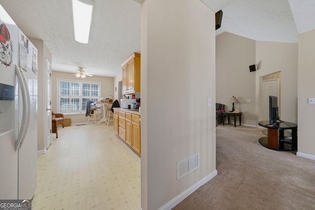 2403 Bluff Creek Overlook, Douglasville, GA 30135