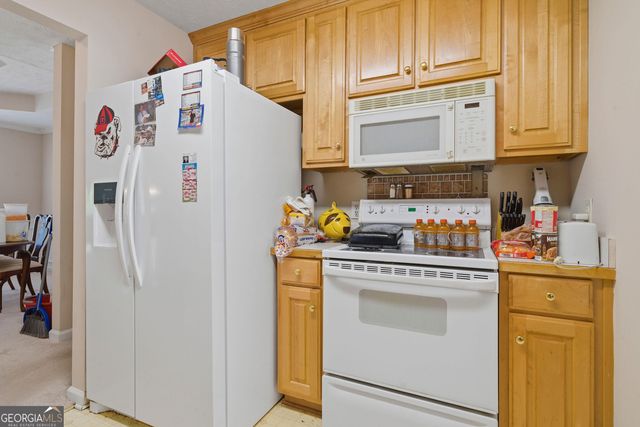 2403 Bluff Creek Overlook, Douglasville, GA 30135