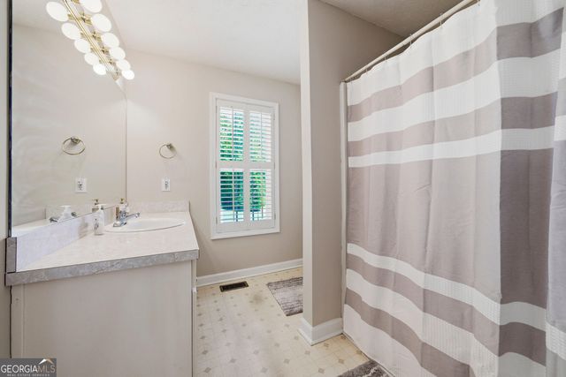 2403 Bluff Creek Overlook, Douglasville, GA 30135