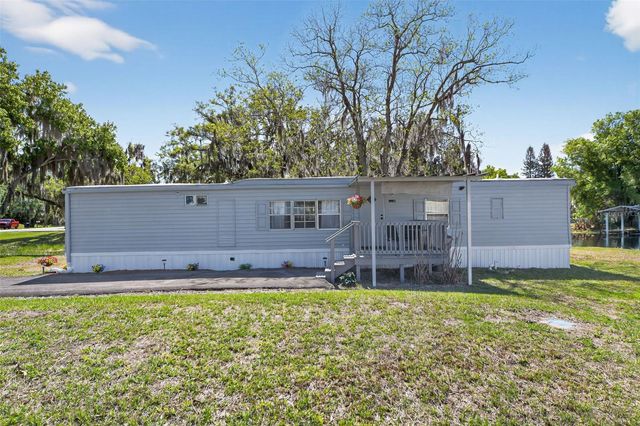 2944 PALM CIRCLE, Haines City, FL 33844