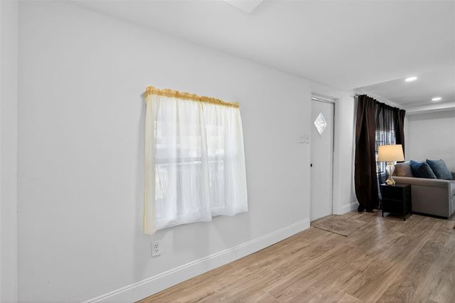 2944 PALM CIRCLE, Haines City, FL 33844