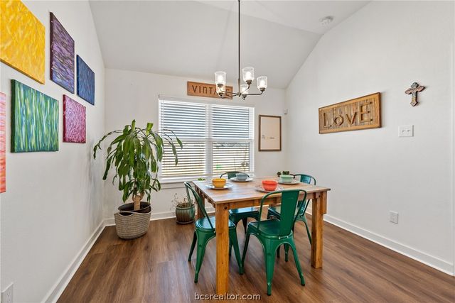 3165 Charge Lane, Bryan, TX 77808