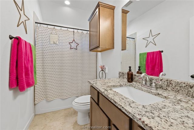 3165 Charge Lane, Bryan, TX 77808