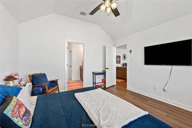 3165 Charge Lane, Bryan, TX 77808