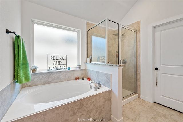 3165 Charge Lane, Bryan, TX 77808