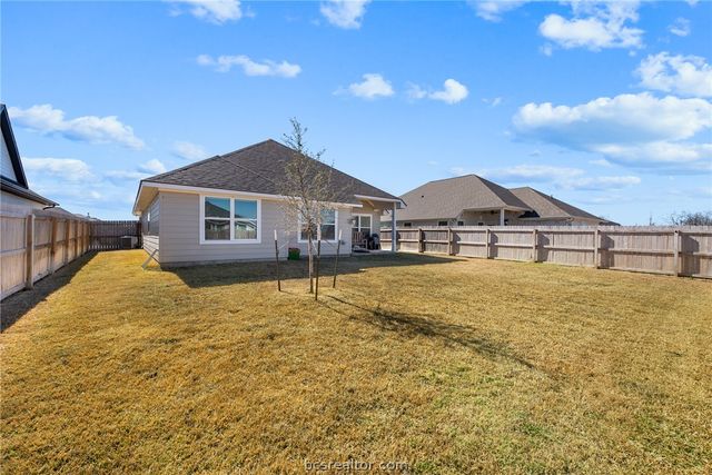 3165 Charge Lane, Bryan, TX 77808