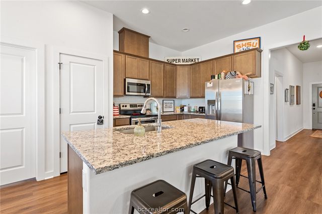 3165 Charge Lane, Bryan, TX 77808