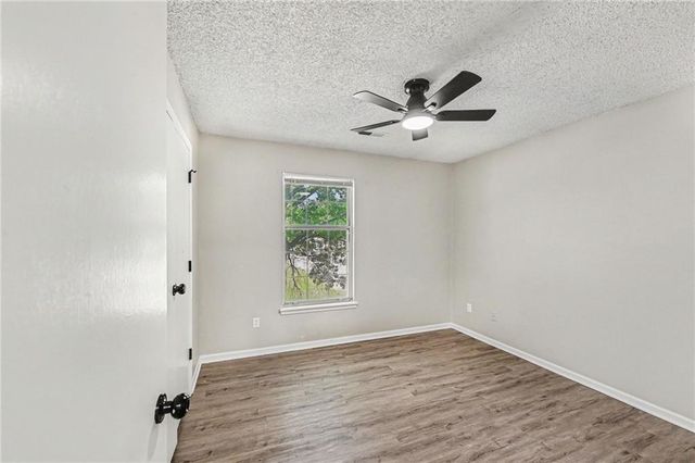 1310 NW Valley Woods Court, Grain Valley, MO 64029