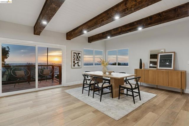 7807 7807 Outlook Ave, Oakland, CA 94605