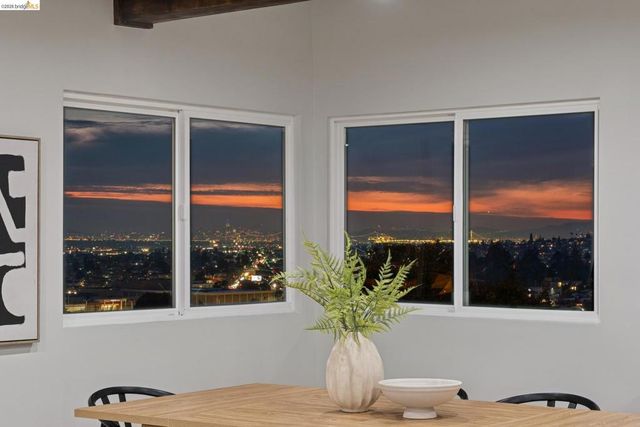 7807 7807 Outlook Ave, Oakland, CA 94605