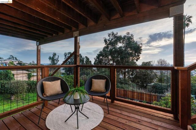 7807 7807 Outlook Ave, Oakland, CA 94605