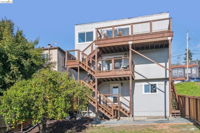 7807 7807 Outlook Ave, Oakland, CA 94605