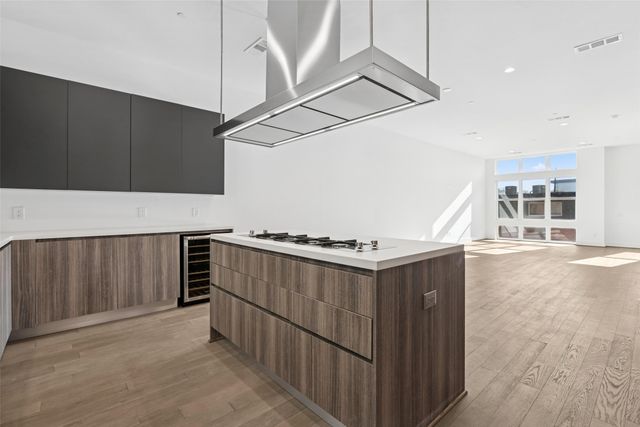 3040 Chimes Street, Dallas, TX 75219