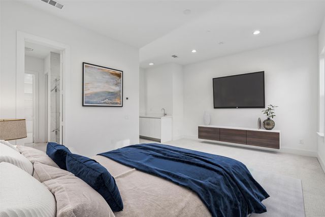 3040 Chimes Street, Dallas, TX 75219