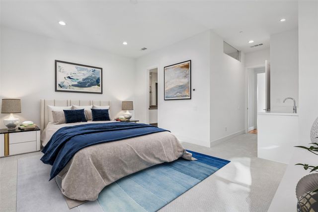 3040 Chimes Street, Dallas, TX 75219