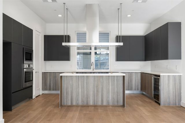 3040 Chimes Street, Dallas, TX 75219