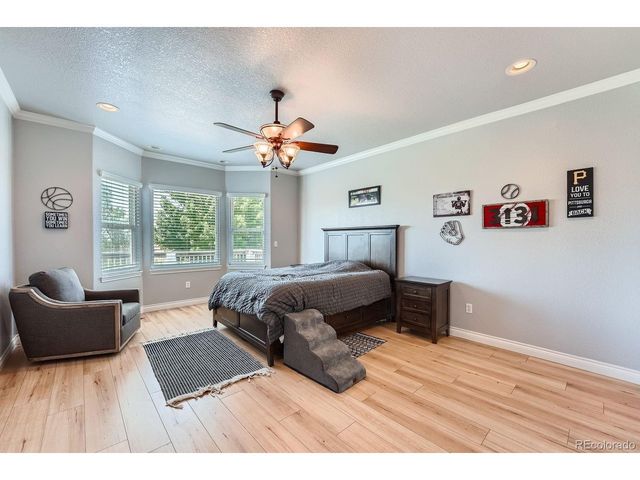 705 Antelope Dr W, Bennett, CO 80102