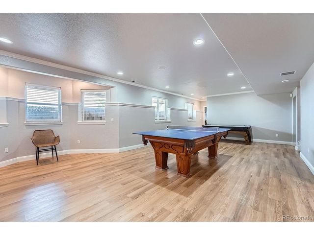 705 Antelope Dr W, Bennett, CO 80102