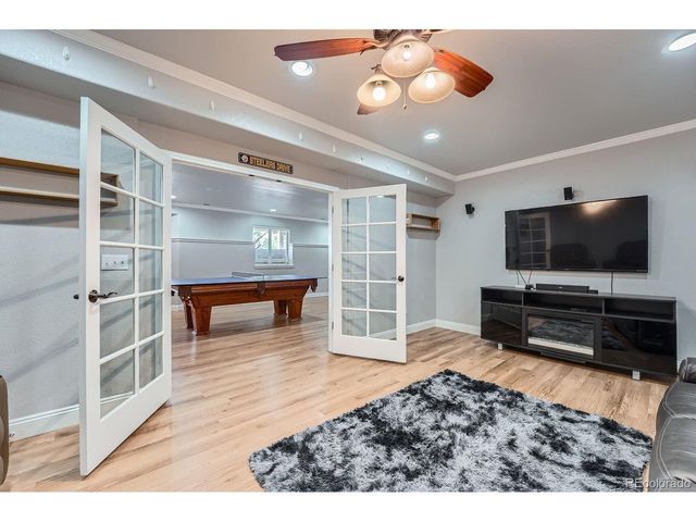 705 Antelope Dr W, Bennett, CO 80102