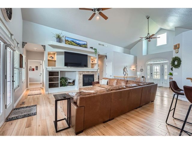 705 Antelope Dr W, Bennett, CO 80102