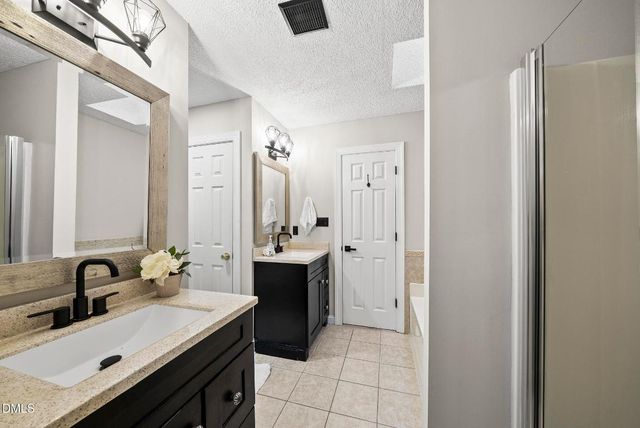 1013 Edenburghs Keep Drive, Knightdale, NC 27545