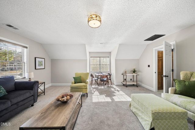 1013 Edenburghs Keep Drive, Knightdale, NC 27545