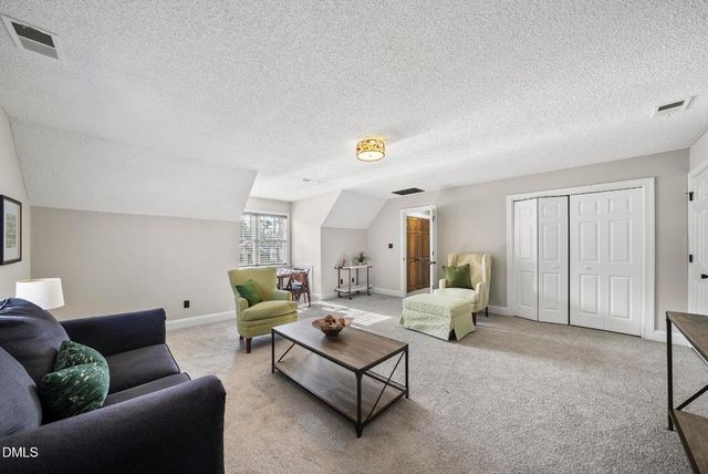 1013 Edenburghs Keep Drive, Knightdale, NC 27545