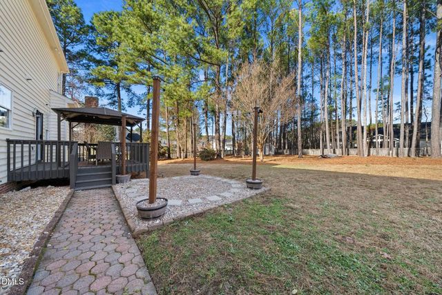 1013 Edenburghs Keep Drive, Knightdale, NC 27545